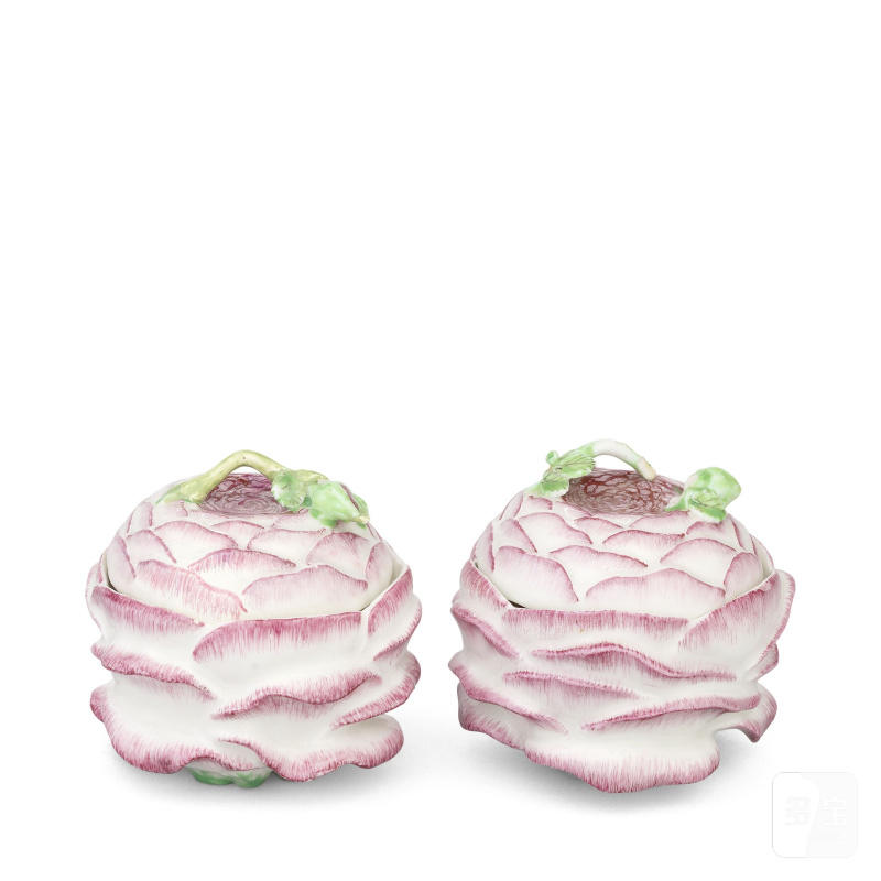 Two Chelsea rose boxes and covers, circa 1755